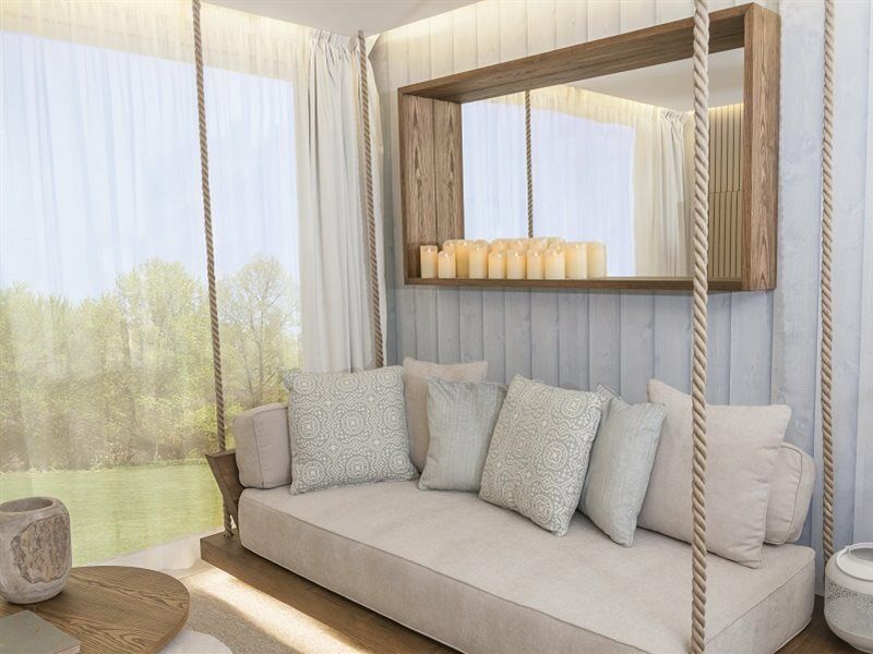 Oura Senses Hotel 3*